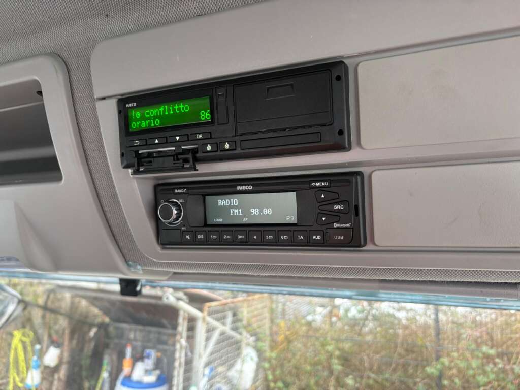 IVECO Eurocargo 18t 250hp