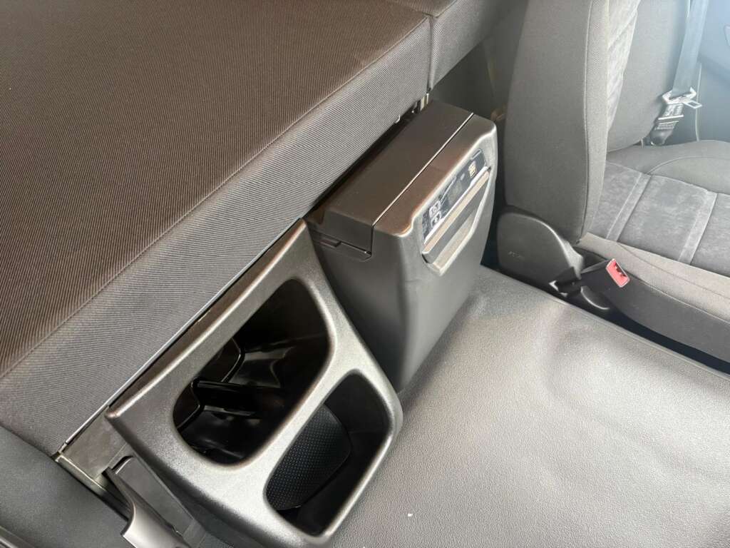 IVECO S-Way 26T 420HP Rigid 28ft Curtainside