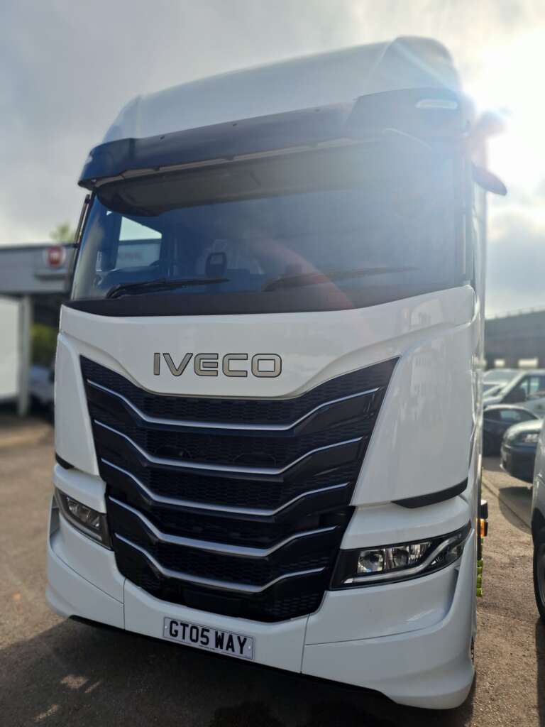 MY24 IVECO S-WAY AS440S58 TX/FP 580HP 6×2 Full Air Suspension