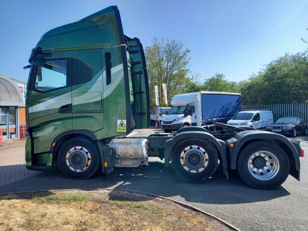 IVECO S-WAY MY24 AS440S58 TX/FP 580HP 6X2 FULL AIR SUSPENSION