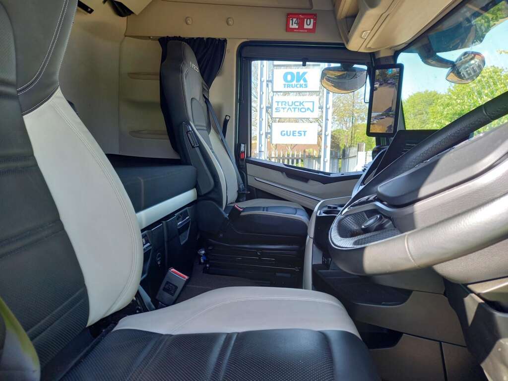 IVECO S-WAY MY24 AS440S58 TX/FP 580HP 6X2 FULL AIR SUSPENSION