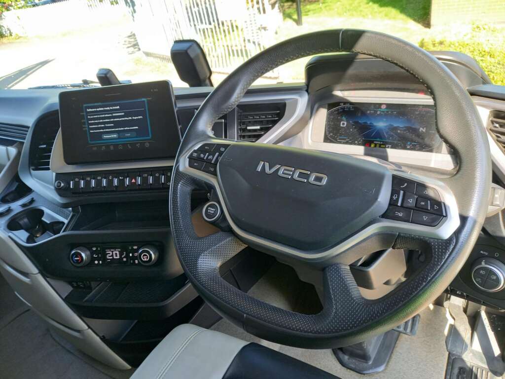 IVECO S-WAY MY24 AS440S58 TX/FP 580HP 6X2 FULL AIR SUSPENSION