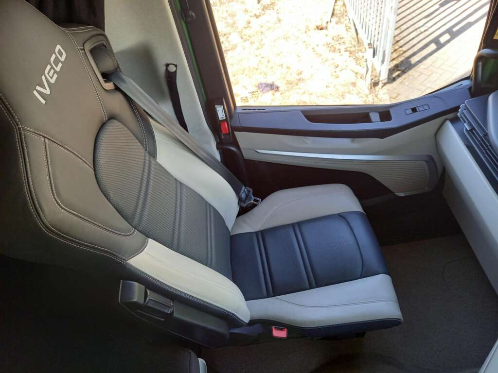 IVECO S-WAY MY24 AS440S58 TX/FP 580HP 6X2 FULL AIR SUSPENSION