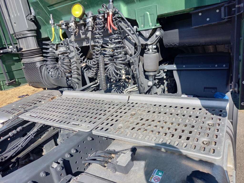 IVECO S-WAY MY24 AS440S58 TX/FP 580HP 6X2 FULL AIR SUSPENSION