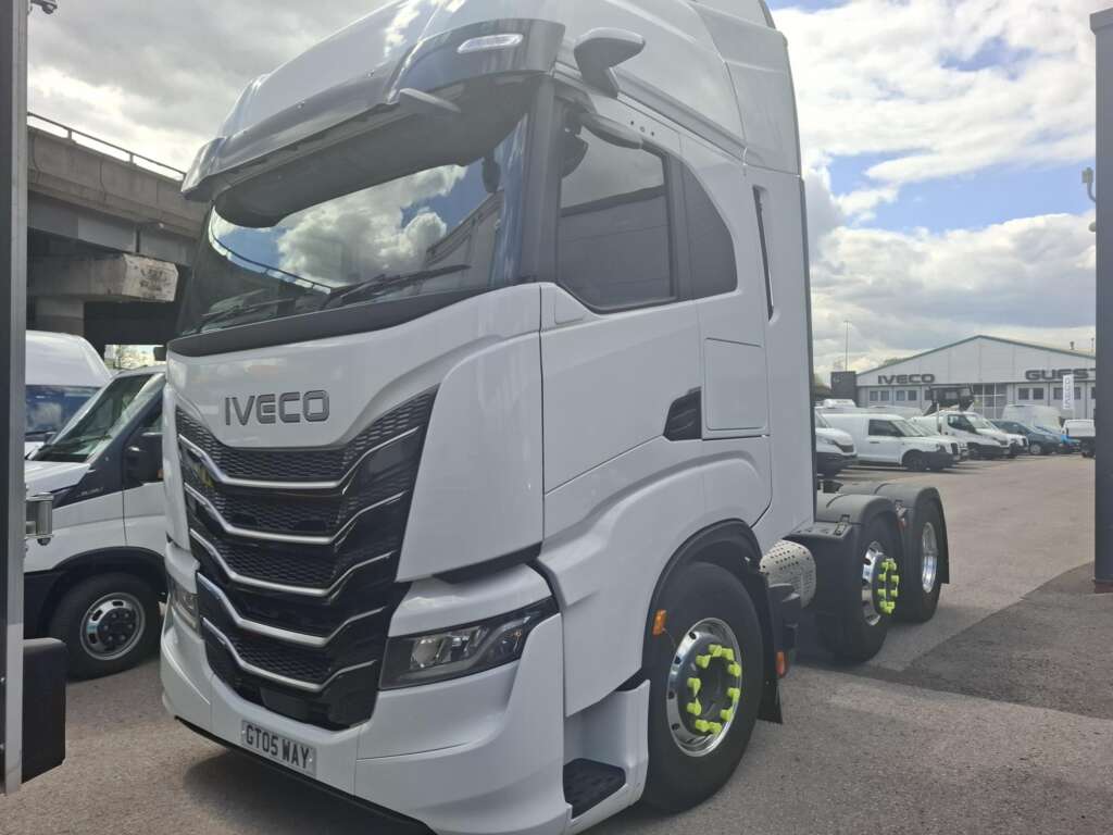MY24 IVECO S-WAY AS440S58 TX/FP 580HP 6×2 Full Air Suspension