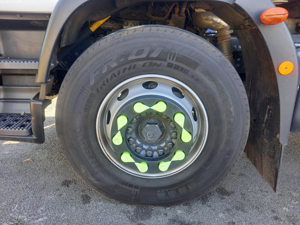 Iveco Eurocargo ML18E25 250HP 28ft Curtainside & Taillift