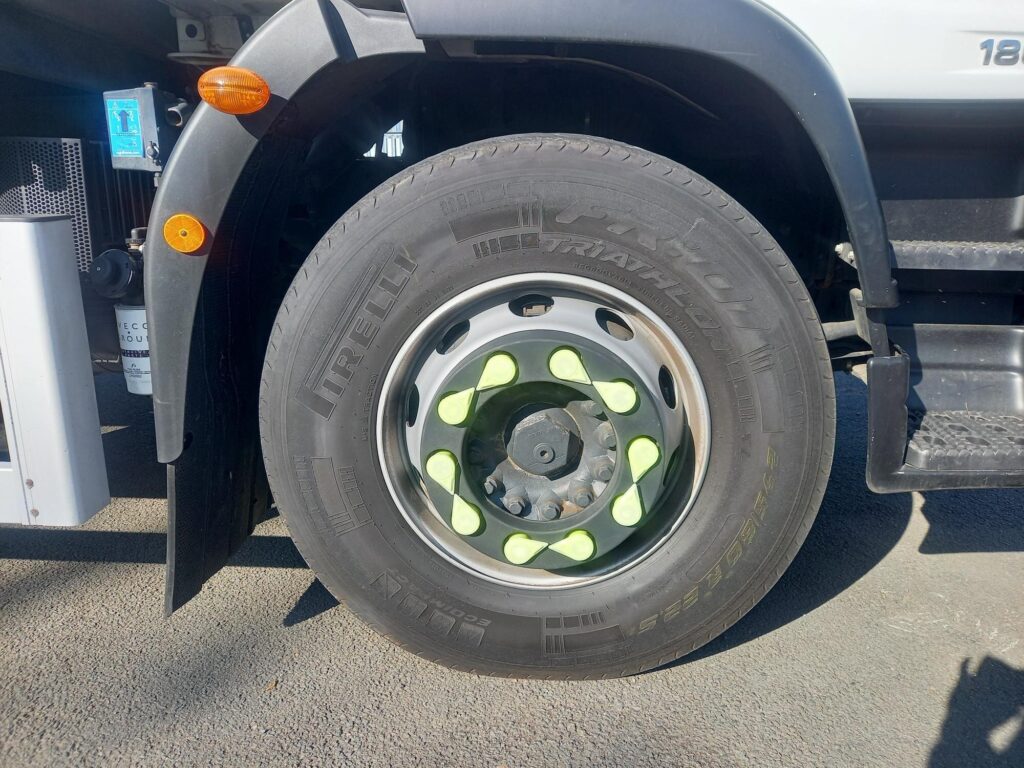 Iveco Eurocargo ML18E25 250HP 28ft Curtainside & Taillift