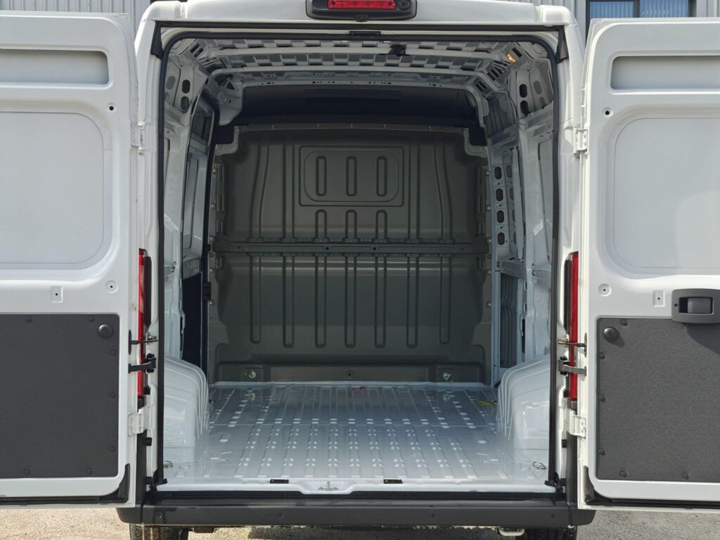 Fiat Ducato 2.2 MultijetIII 3.5t Primo Panel Van 5dr Diesel Manual L2 H2 Euro 6 (s/s) (140 ps)