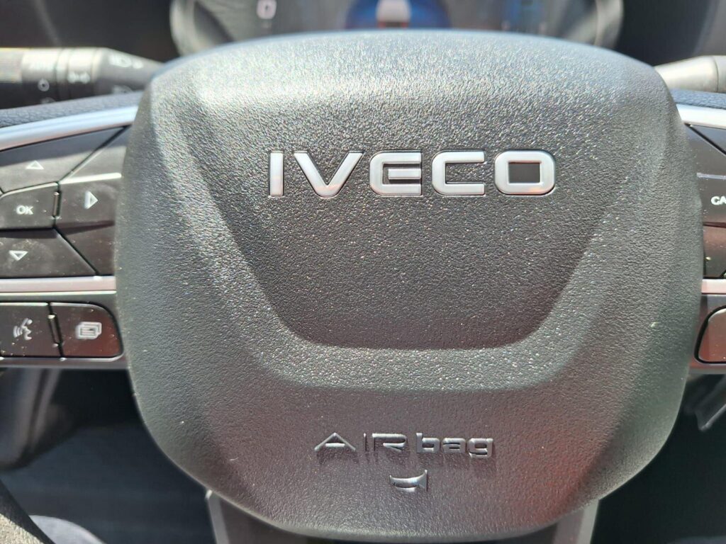 Iveco Daily 35C14H 4.2m Dropside Tail-Lift