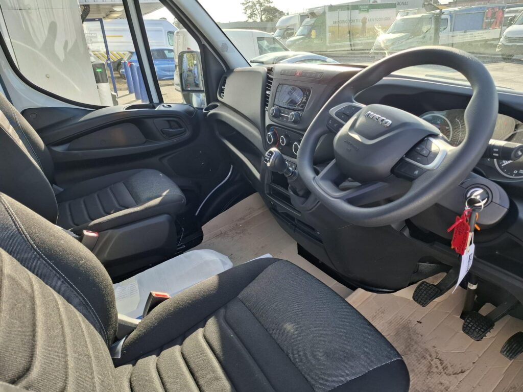 Iveco Daily 35S14H 3750 4.2m Ingimex Dropside Body