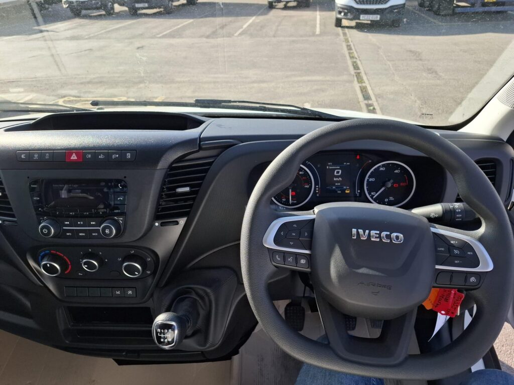 Iveco Daily 35S14H 3750 4.2m Ingimex Dropside Body