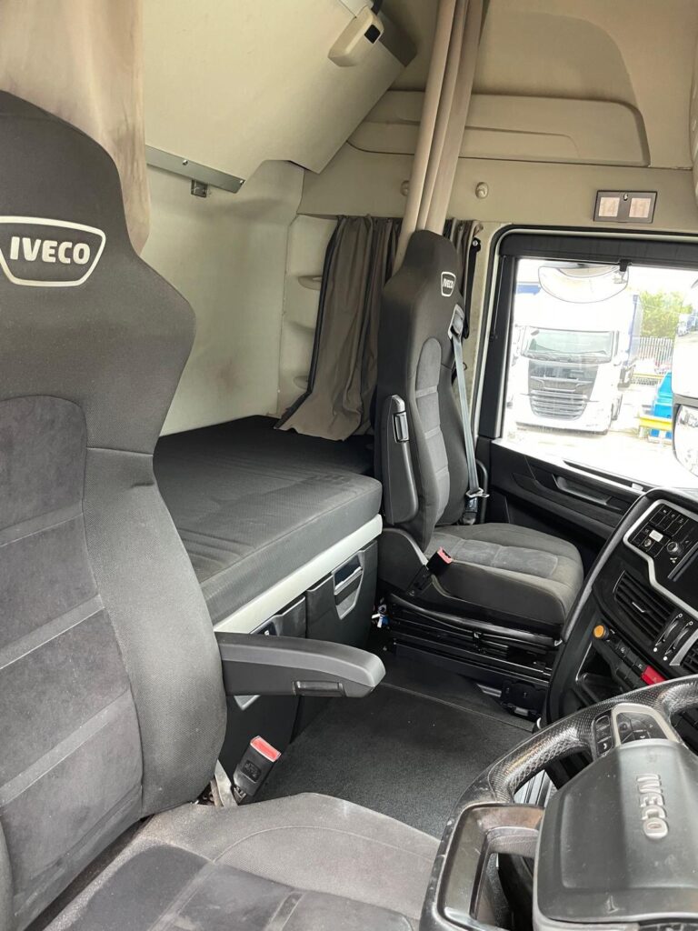 Iveco S-WAY AS440S53 TX/FP 530 HP 6X2 FULL AIR SUSPENSION