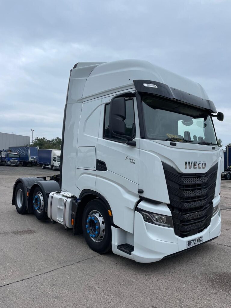 Iveco S-WAY AS440S53 TX/FP 530 HP 6X2 FULL AIR SUSPENSION