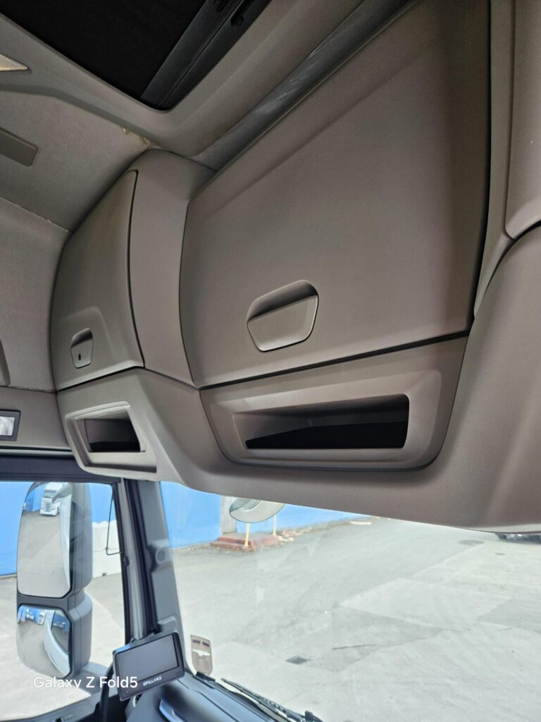 Iveco S-WAY AS440S53 TX/FP 530 HP 6X2 FULL AIR SUSPENSION