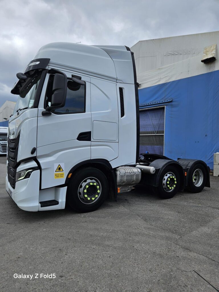 Iveco S-WAY AS440S53 TX/FP 530 HP 6X2 FULL AIR SUSPENSION
