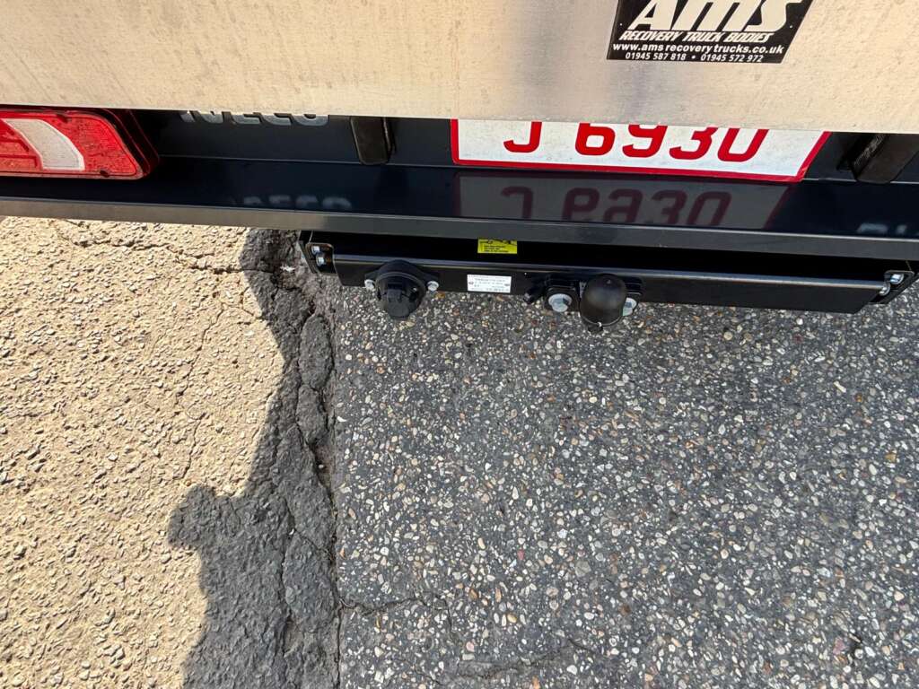 Iveco Daily 50C18 Hi-Matic 5m AMS Dropside Body