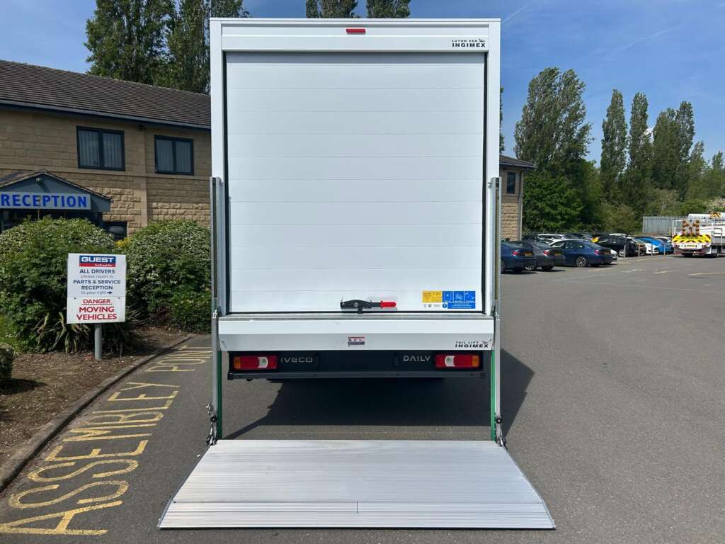 Iveco Daily 35C16HA8 Hi-Matic Luton Tail Lift