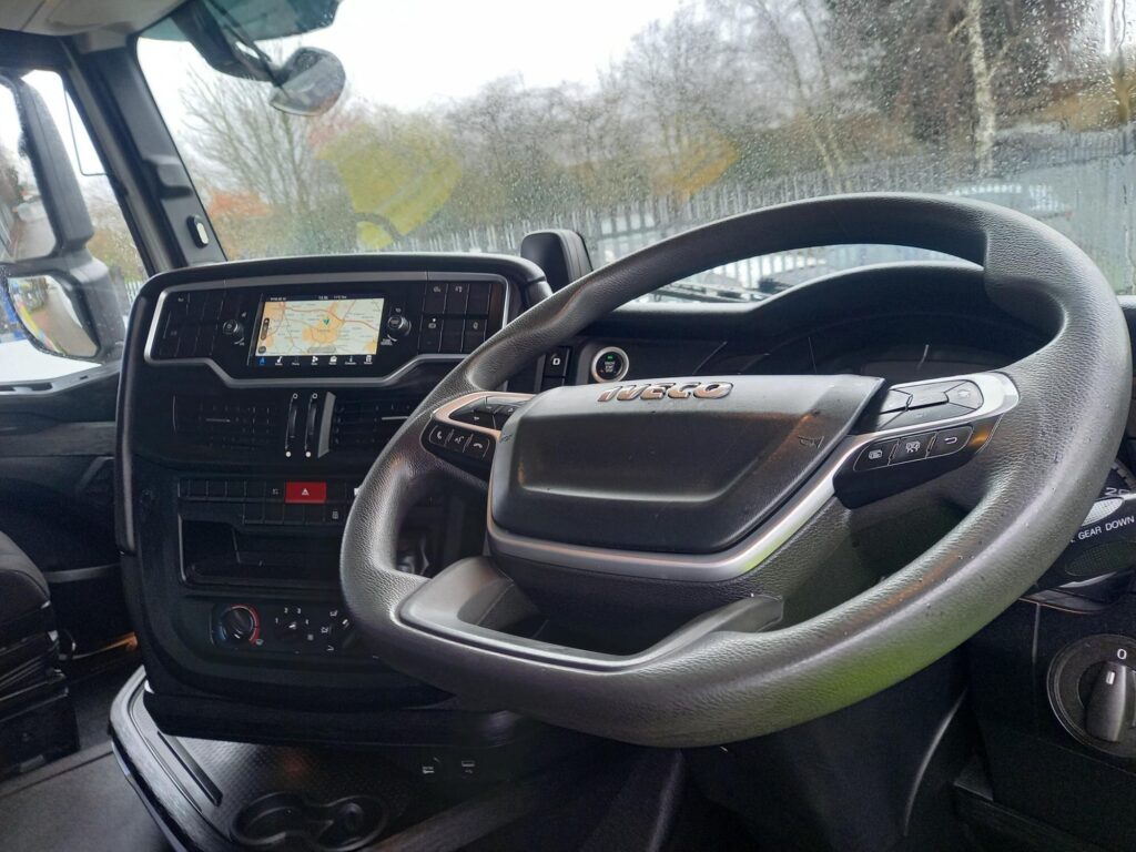 Iveco S-WAY AS440S46TX/P 460hp 6×2