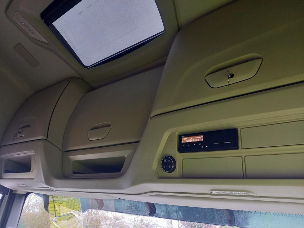 Iveco S-WAY AS440S46TX/P 460hp 6×2