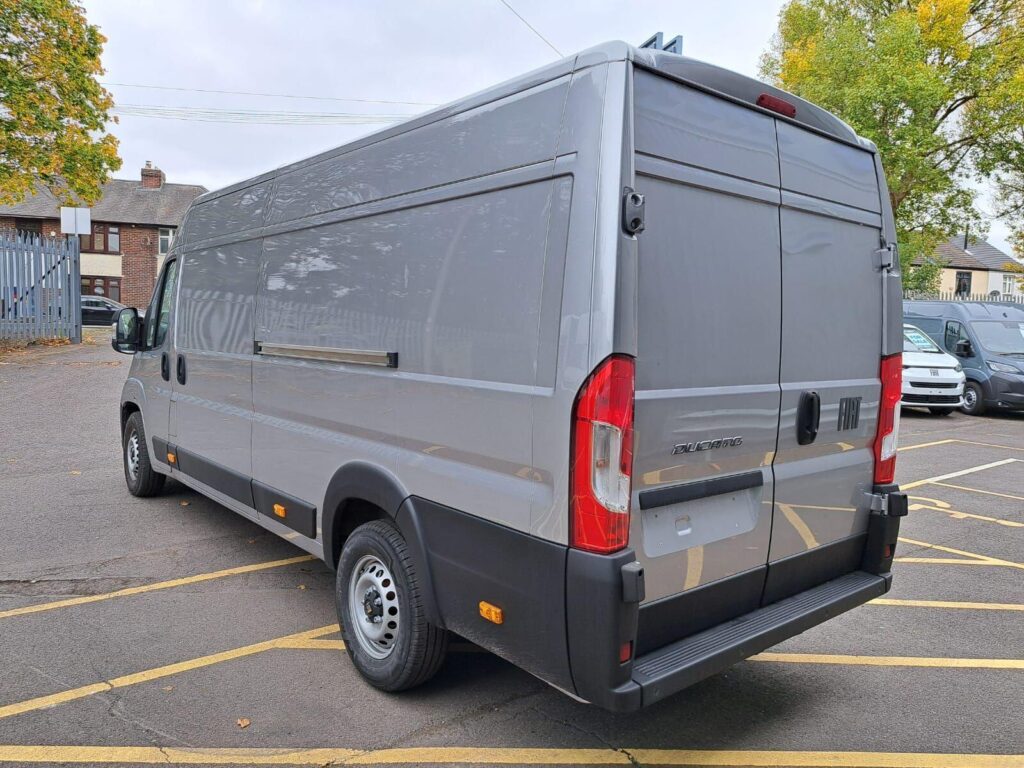 Fiat Ducato L4 H2 2.2 180 Auto