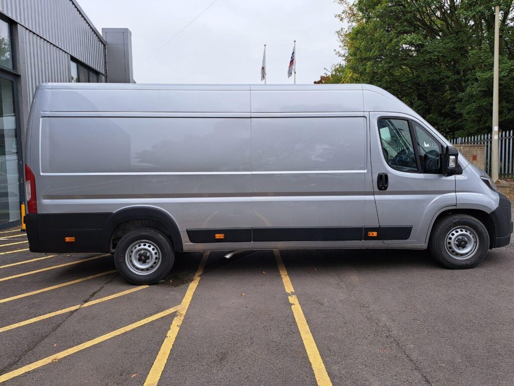 Fiat Ducato L4 H2 2.2 180 Auto