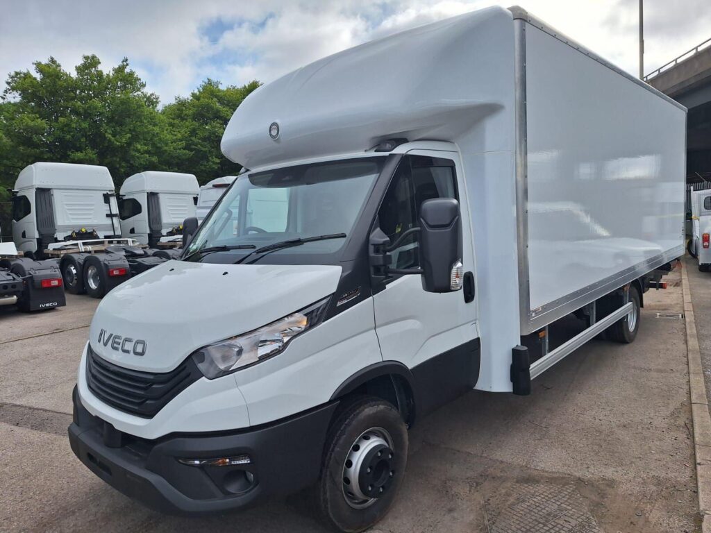 Iveco Daily 72C18H BWS Box with Tail Lift