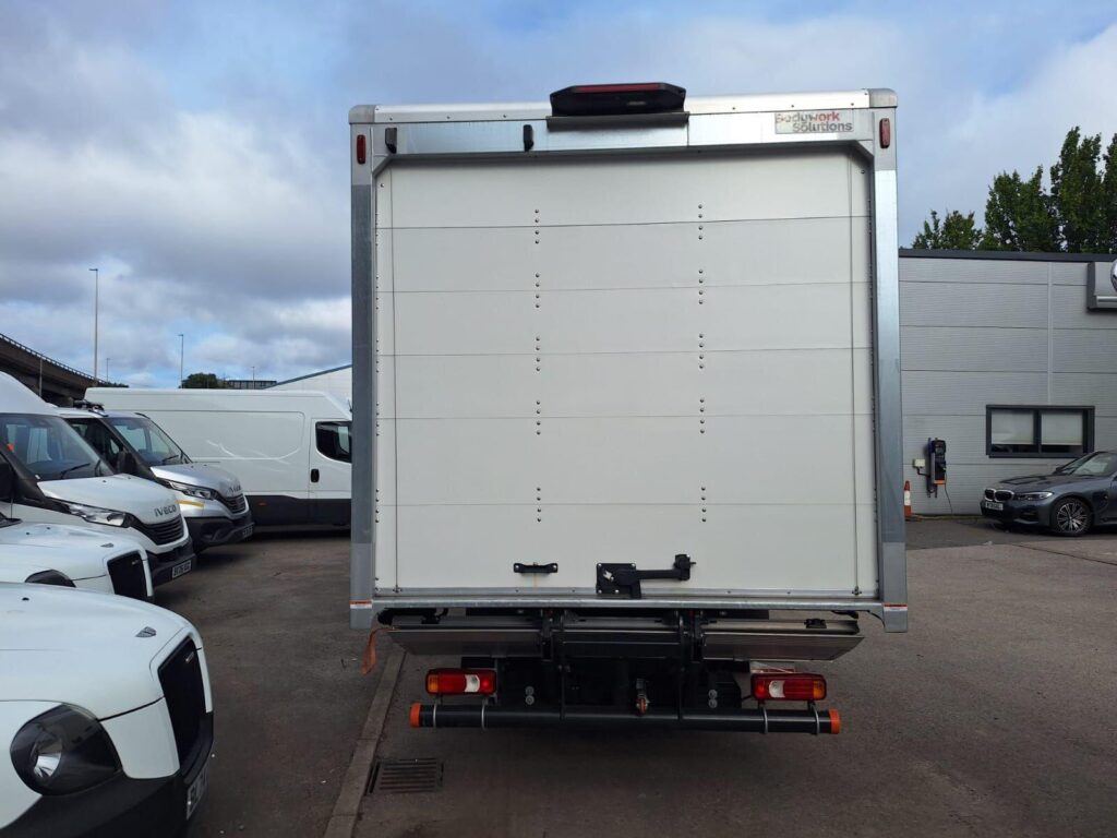 Iveco Daily 72C18H BWS Box with Tail Lift