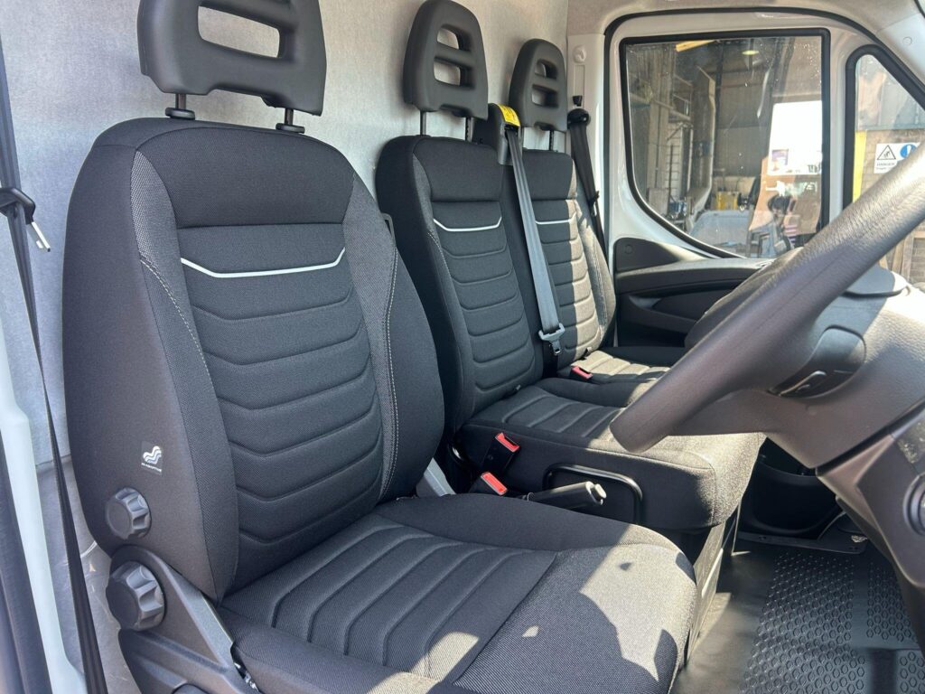 Iveco Daily 35S14A8V LWB High Roof 12m³