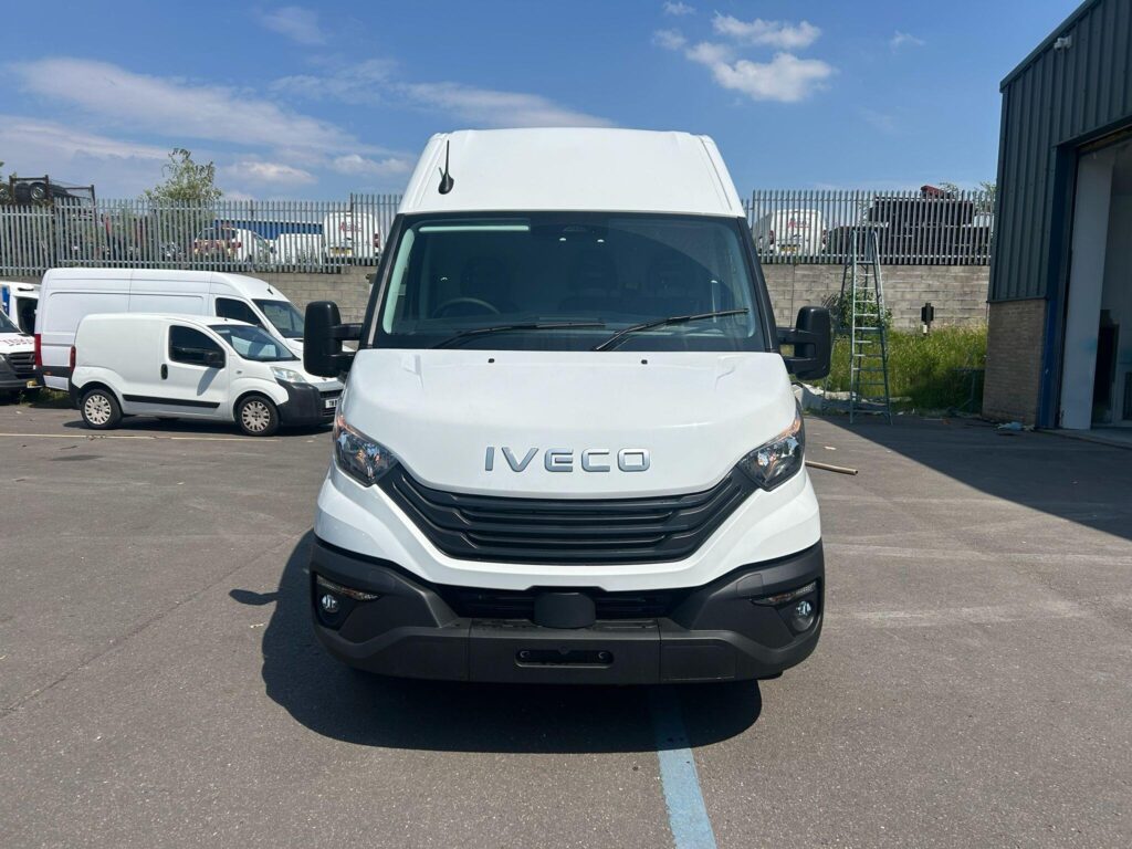 Iveco Daily 35S14A8V LWB High Roof 12m³