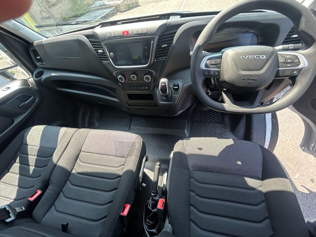Iveco Daily 35S14A8V LWB High Roof 12m³
