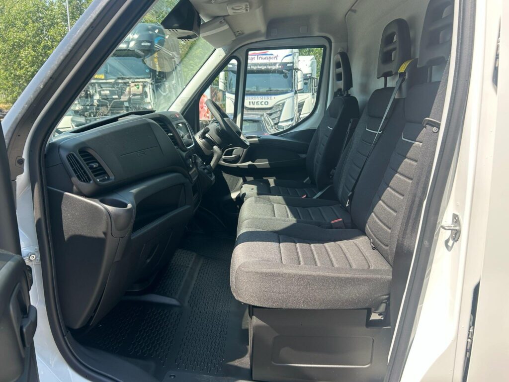 Iveco Daily 35S14A8V LWB High Roof 12m³
