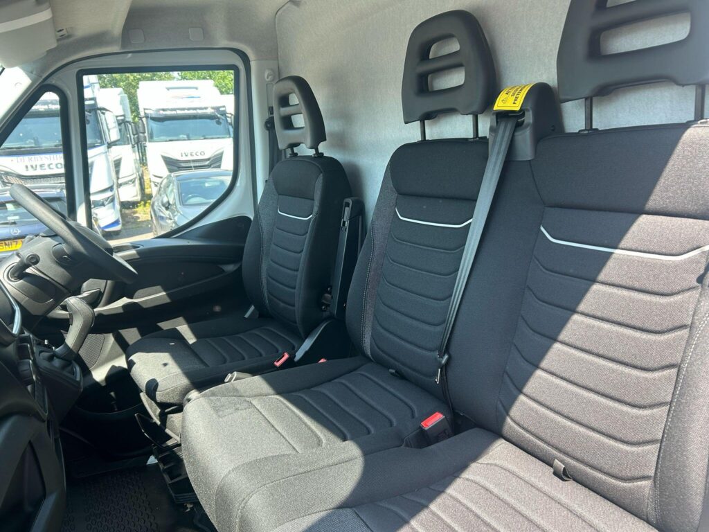 Iveco Daily 35S14A8V LWB High Roof 12m³
