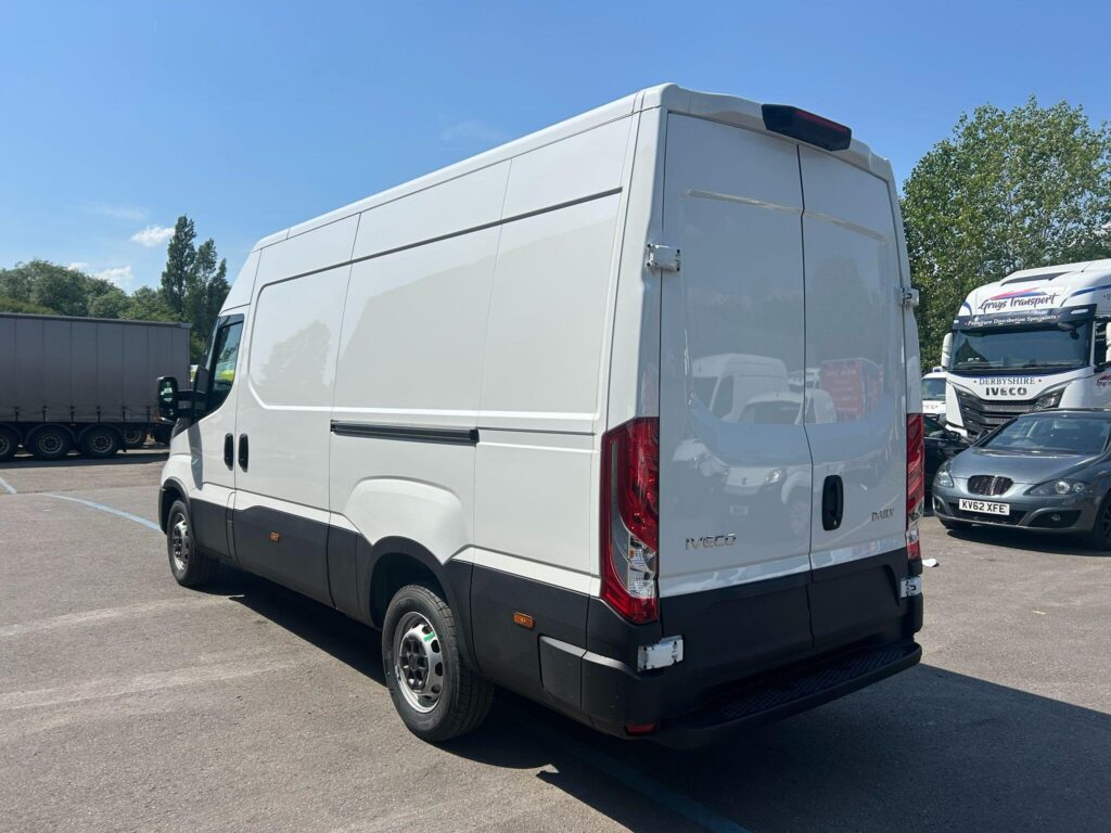 Iveco Daily 35S14A8V LWB High Roof 12m³