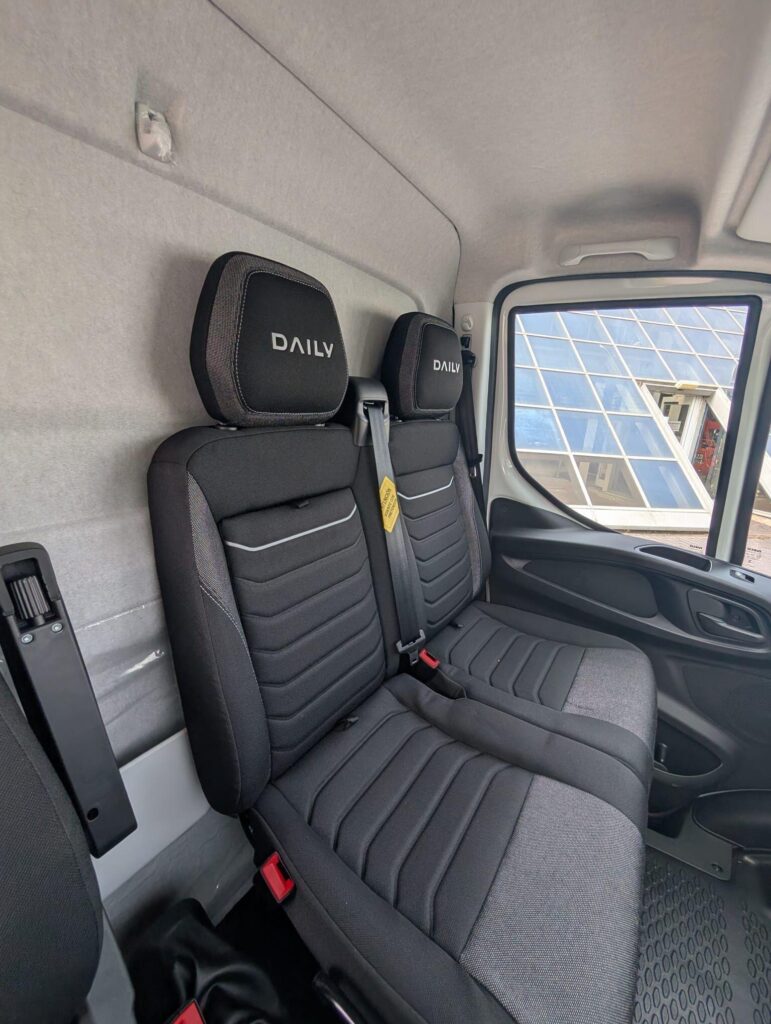 Iveco Daily 50C18HA8/P 4350mm Chassis Cab