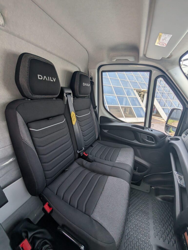 Iveco Daily 50C18HA8/P 4350mm Chassis Cab
