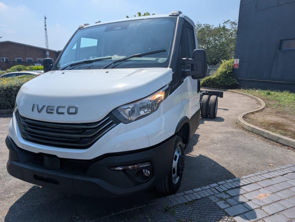 Iveco Daily 50C18HA8/P 4350mm Chassis Cab