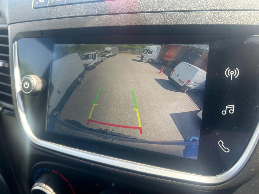 Iveco Daily 35S21HA8V Auto High Roof 12m³