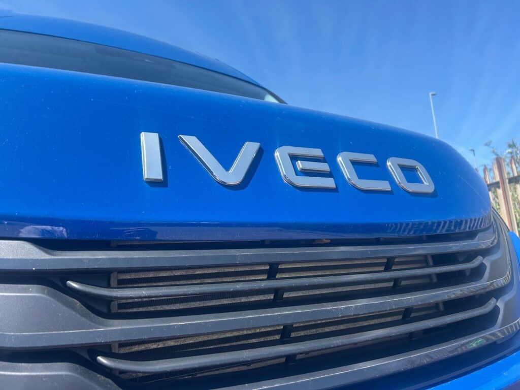 Iveco Daily 35S21HA8V Auto High Roof 12m³