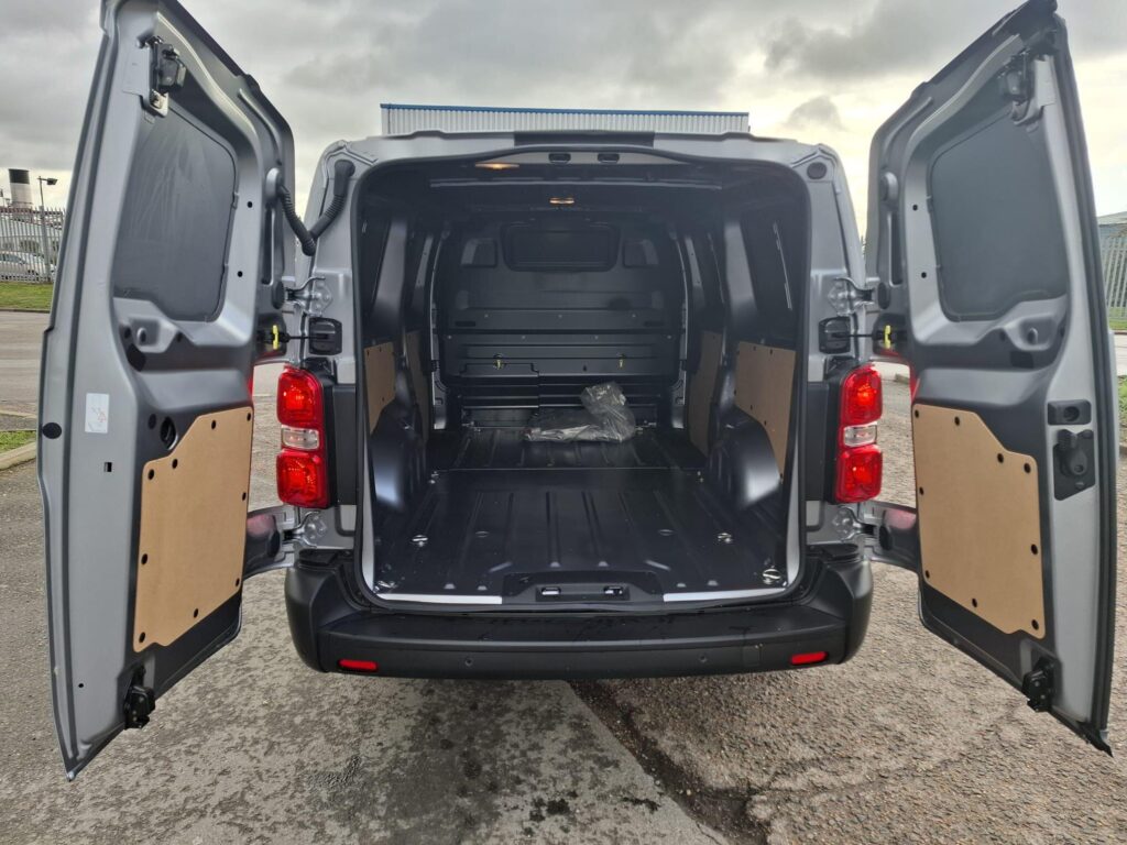 Fiat Scudo 1.5 Multijet Panel Van 6dr Diesel Manual L2 Euro 6 (s/s) (120 ps)