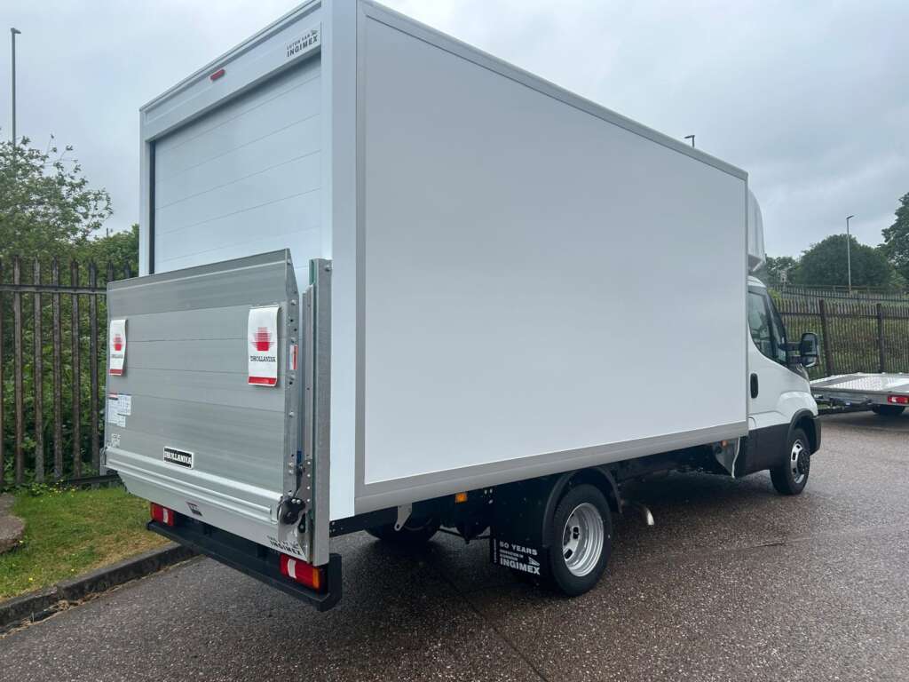 Iveco Daily 35C16HA8 Hi-Matic Luton Tail Lift