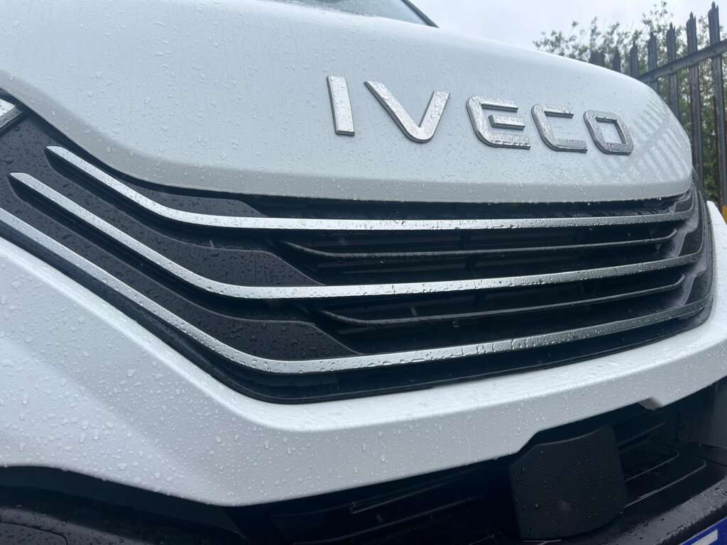 Iveco Daily 35C16HA8 Hi-Matic Luton Tail Lift