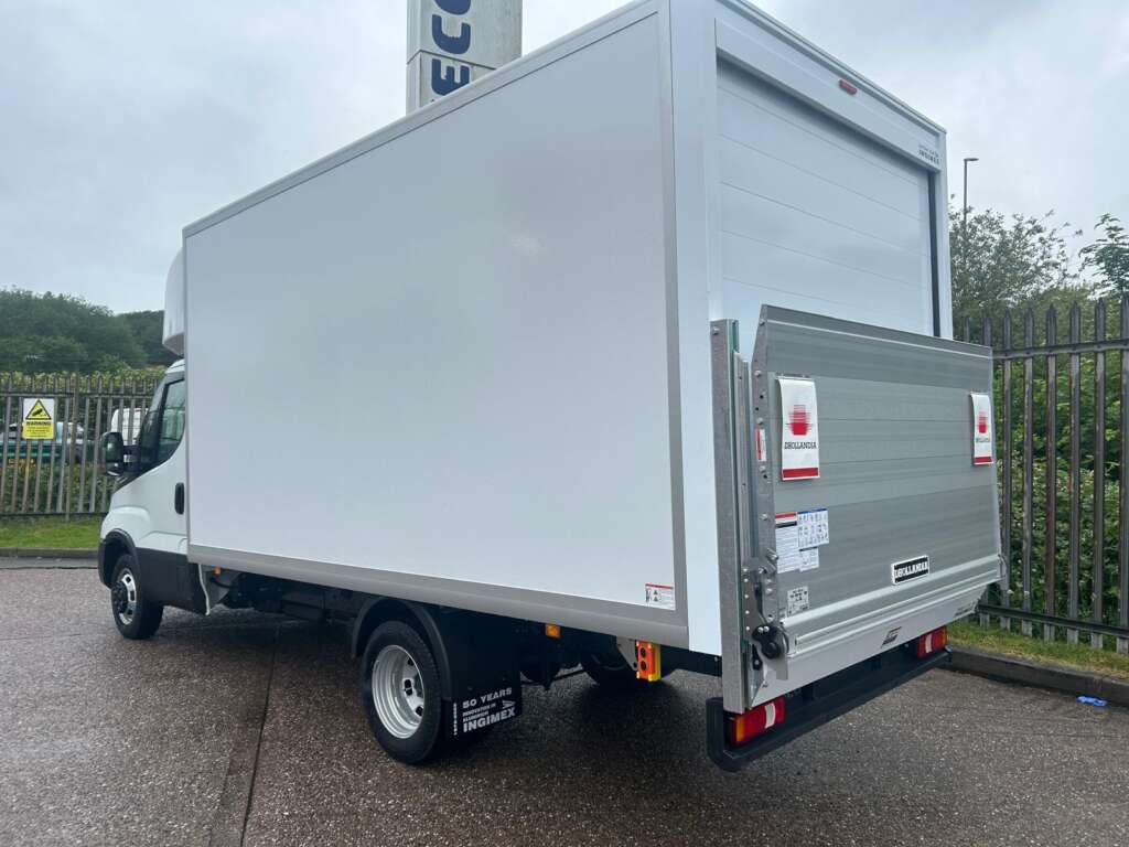 Iveco Daily 35C16HA8 Hi-Matic Luton Tail Lift