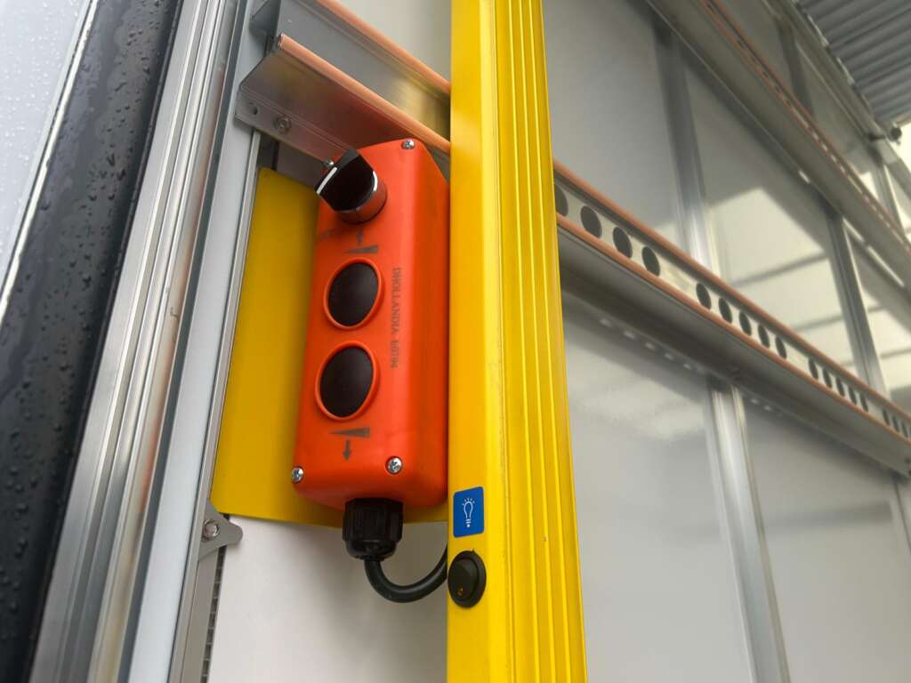 Iveco Daily 35C16HA8 Hi-Matic Luton Tail Lift