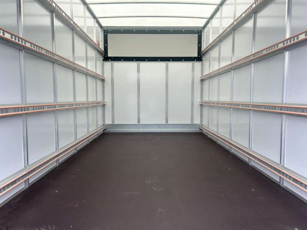 Iveco Daily 35C16HA8 Hi-Matic Luton Tail Lift