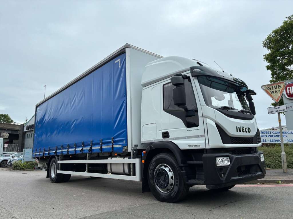 Iveco Eurocargo 18T Hi Roof Sleeper with Curtain & Tail Lift