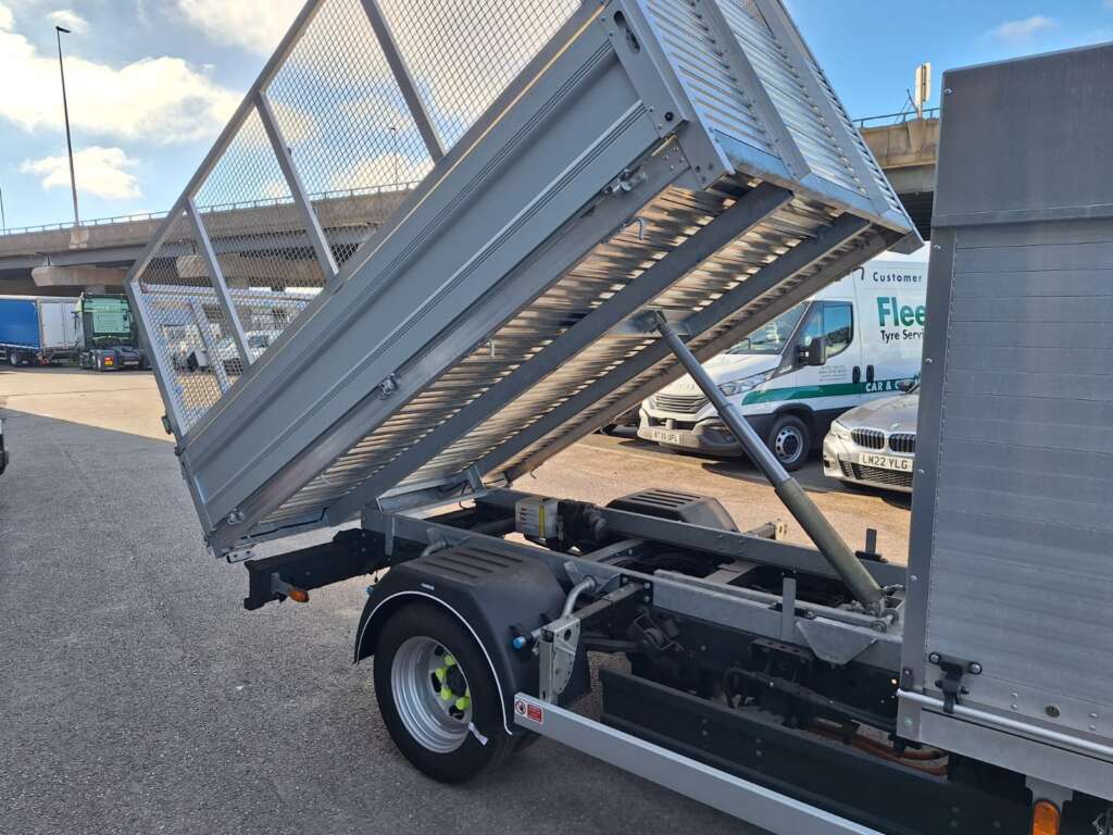 Iveco eDaily 42C14E Brit Tipp Caged Tipper
