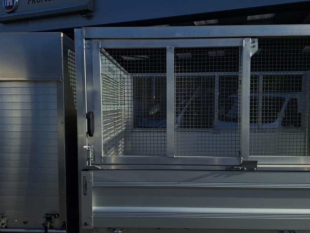 Iveco eDaily 42C14E Brit Tipp Caged Tipper