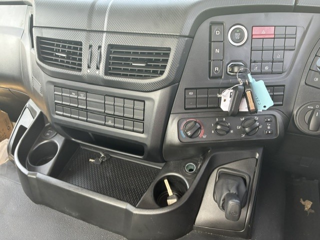 IVECO X-WAY AD360X42Z ON+
