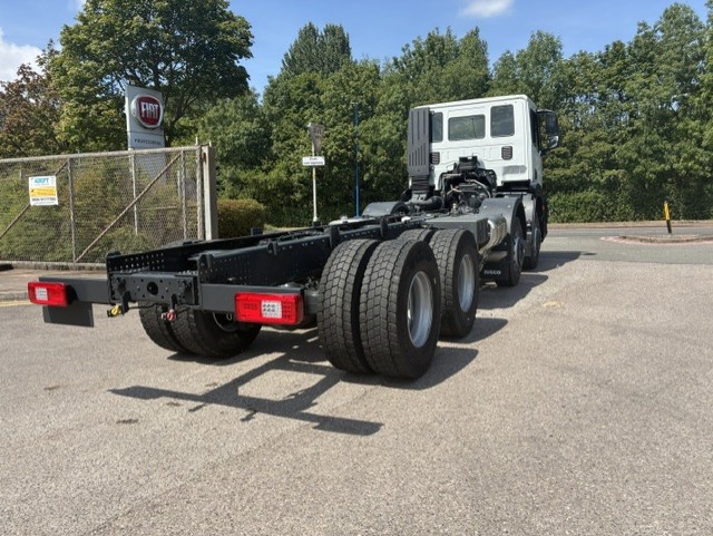 IVECO X-WAY AD360X42Z ON+