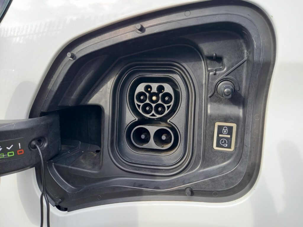 Fiat E-Scudo 75kWh Tecnico Auto LWB 6dr (7kW Charger)
